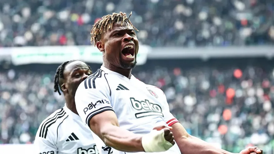 Be�ikta�'�n transfer ba�ar�s� Agbadou