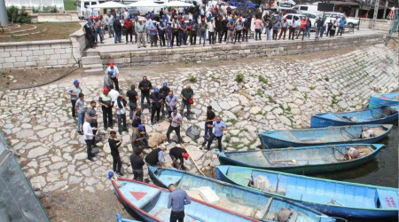 Beyşehir Gölü'nde balık sezonu açıldı