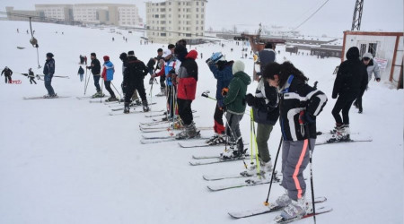 Bitlis'te kayak sezonu ald