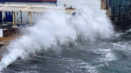 Bodrum fırtınanın esiri oldu