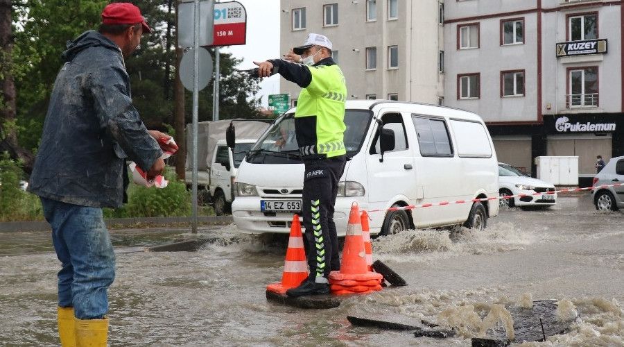 Bolu'da, metrekareye 10,4 litre yağmur düştü