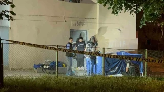 Bursa'da sokak ortas�nda tart��ma kanl� bitti: Kar�-Koca hayat�n� kaybetti