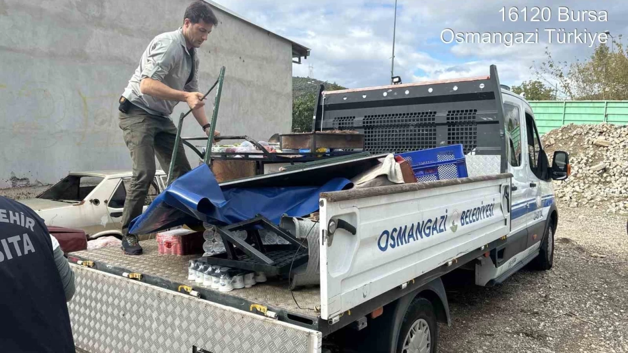 Bursaspor taraftar�na bozuk k�fteleri yedireceklerdi