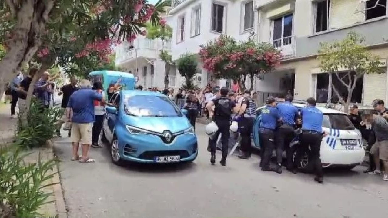 Bykada'da minibslere kar kan 9 kii gzaltna alnd