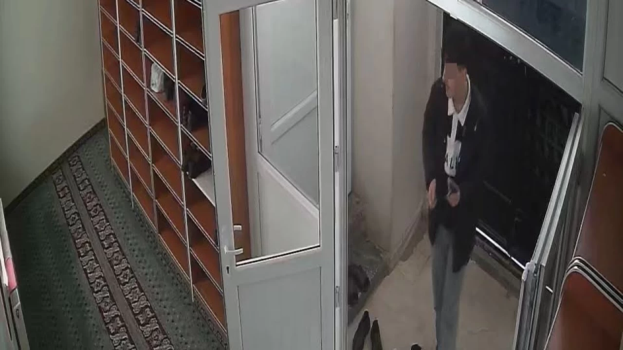 Camiye torpil atan şahıs yakalandı