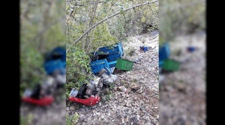 Çapa motoru devrildi: 2 ölü, 1 yaralı