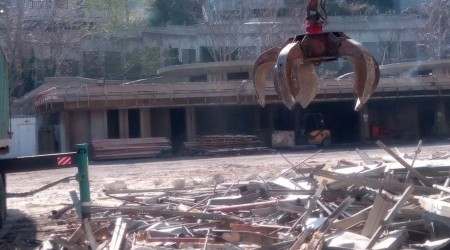 Çekirge Teras'ta yıkım devam ediyor
