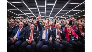 CHP Genel Bakan zel: 47 yl sonra birinci parti olduk