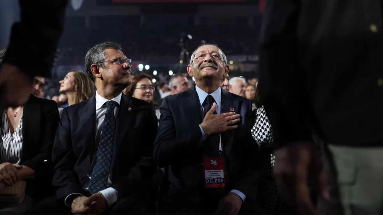 CHP iki kurultaynn i̇ptali i̇in alan dava 30 Haziran'a ertelendi