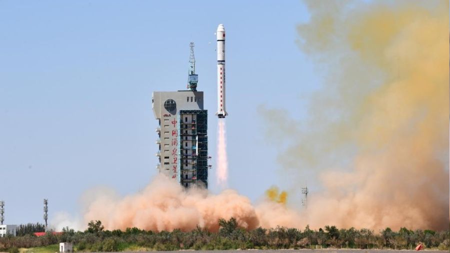 Çin, 'Tienhui-5' yer gözlem uydusunu fırlattı