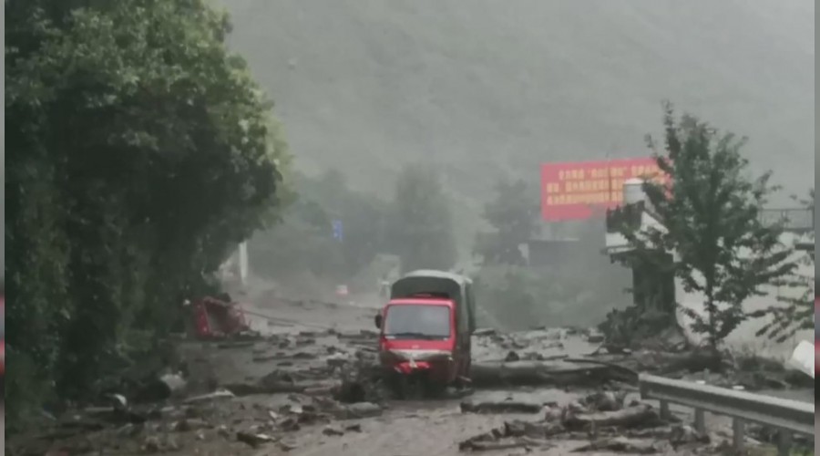 in'de toprak kaymas