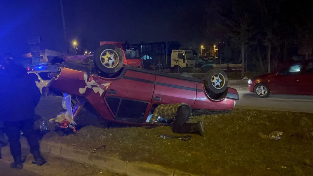 D-100'de feci kaza: 1'i �ocuk 3 yaral�