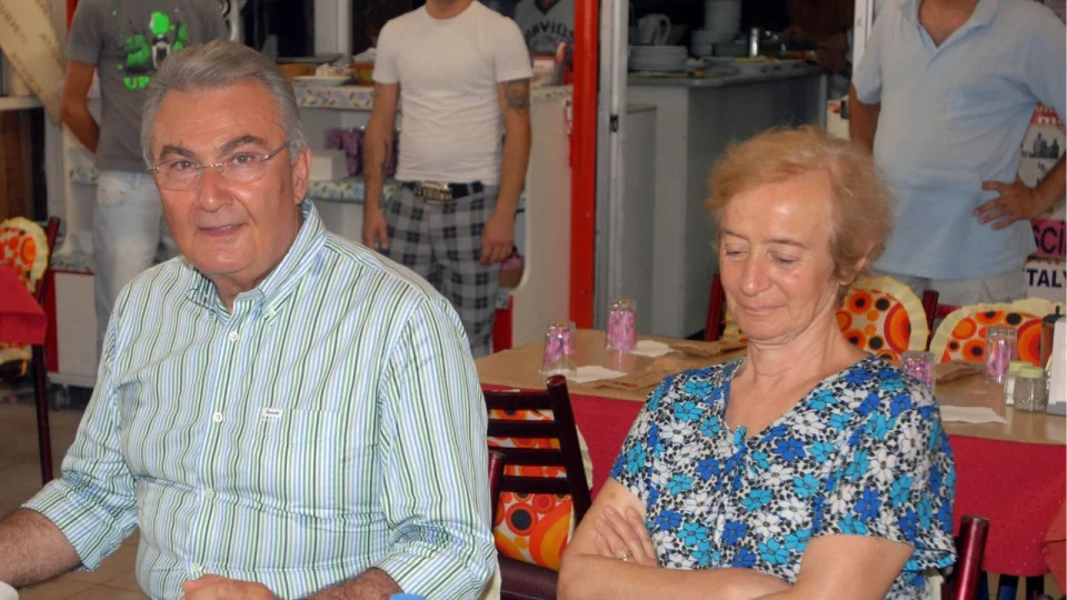 Deniz Baykal'�n e�i Olcay Baykal vefat etti