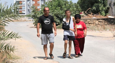 Deprem sarstı, kaza yıktı