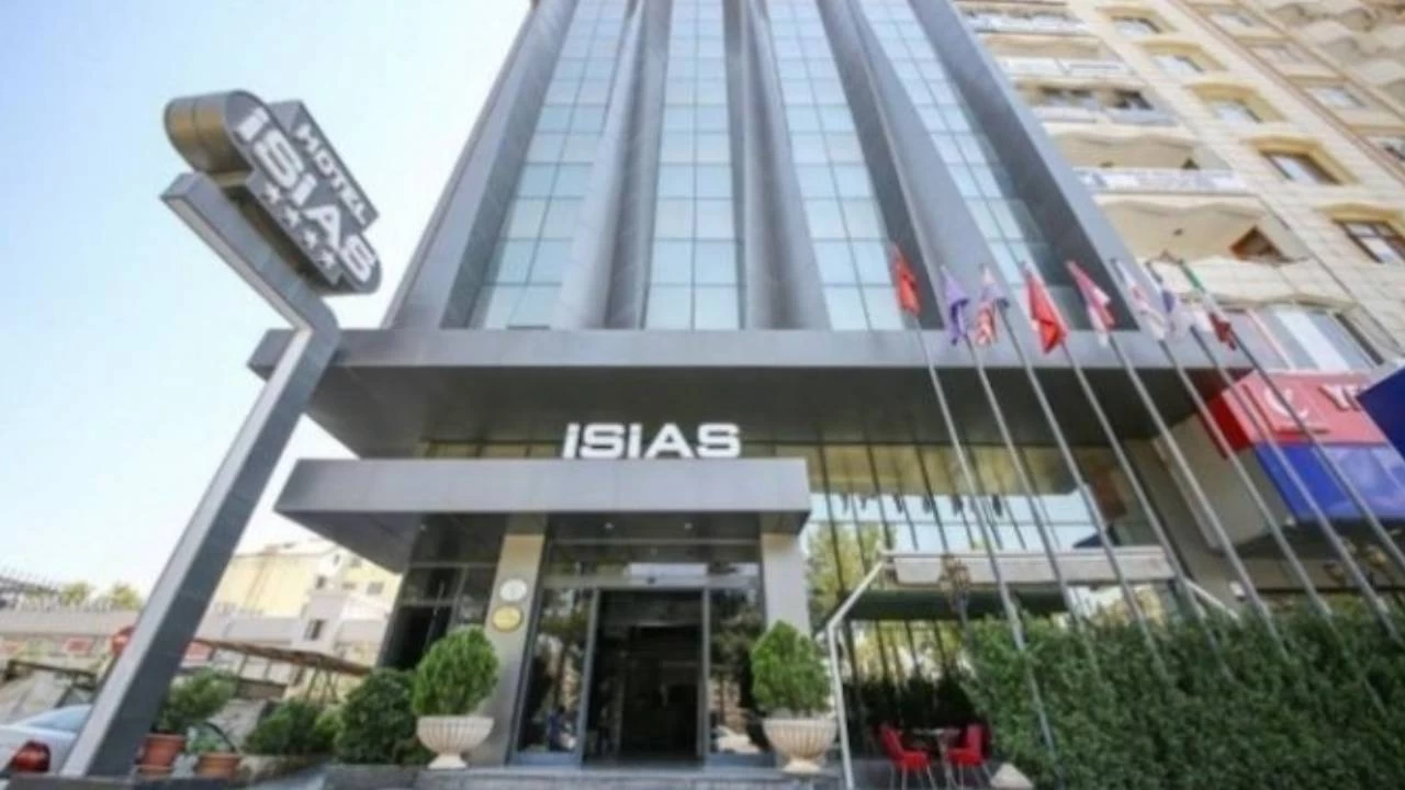 Depremde 72 kişinin öldüğü İsias Otel davasında 2 sanığa daha tahliye