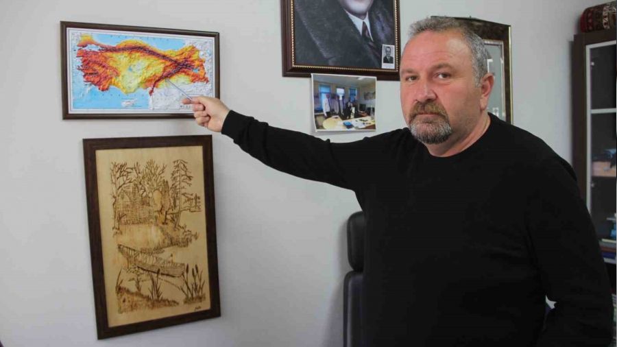 'Depremin büyüklüğü 7.7, fakat şiddeti 11'