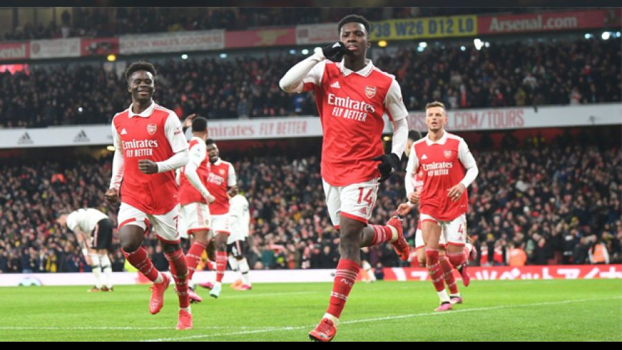Dev maçta Arsenal son dakikada kazandı