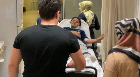 Düğün konvoyundaki aracın çarptığı çocuk yaralandı