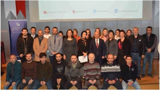 Dzce niversitesi'nden migren dostu i yeri eitimi