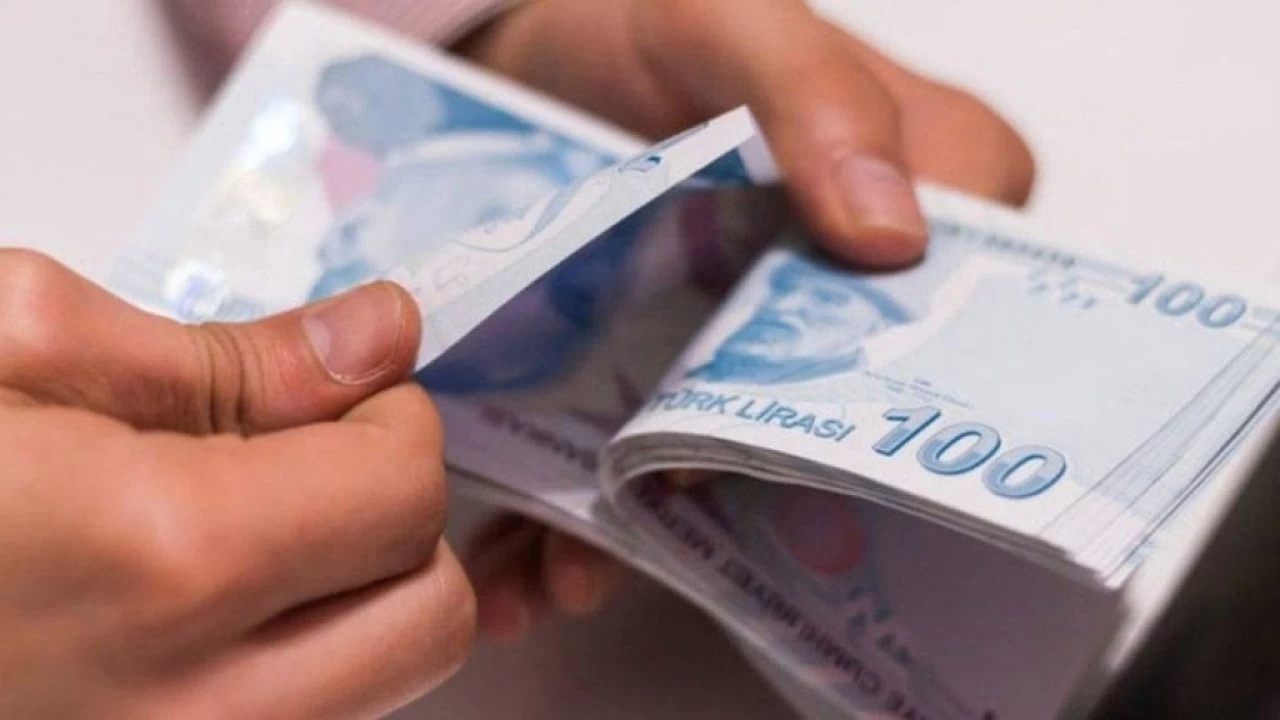 En düşük emekli maaşına ek zam geliyor mu?