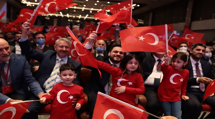 En genç liderden gençlere dikkat çekici çağrı