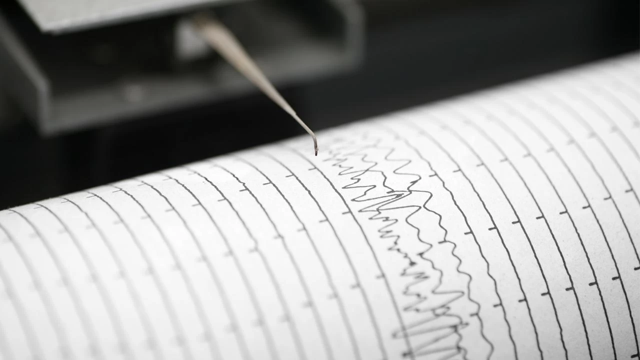 Endonezya'da 6,7 b�y�kl���nde deprem