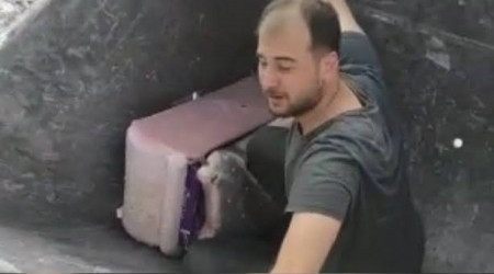 Enkazdan milyonluk altınları böyle kurtardı