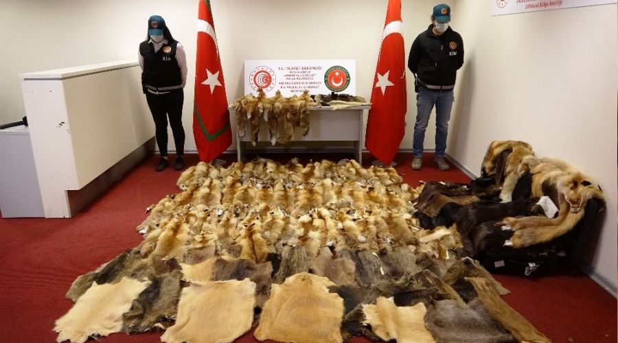 Esenbo�a Havaliman�'nda ka�ak�� operasyonu