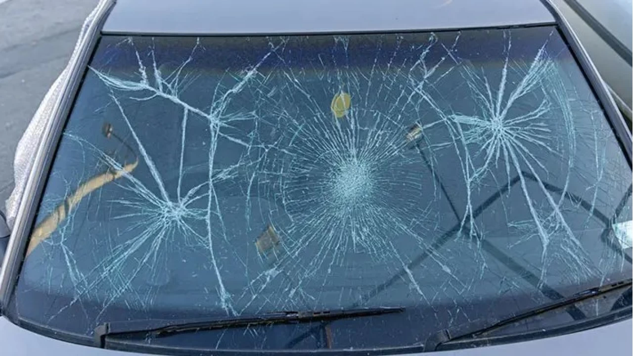 Esenyurt'ta araca silahlı saldırı: 1 ölü, 3 yaralı