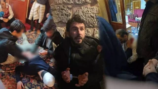 Fatih Camii imamı ile bir kişiyi bıçaklayan zanlı tutuklandı