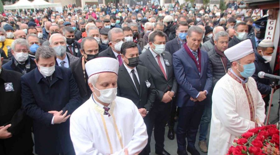 Fatma Girik, Bodrum'da topra�a verildi