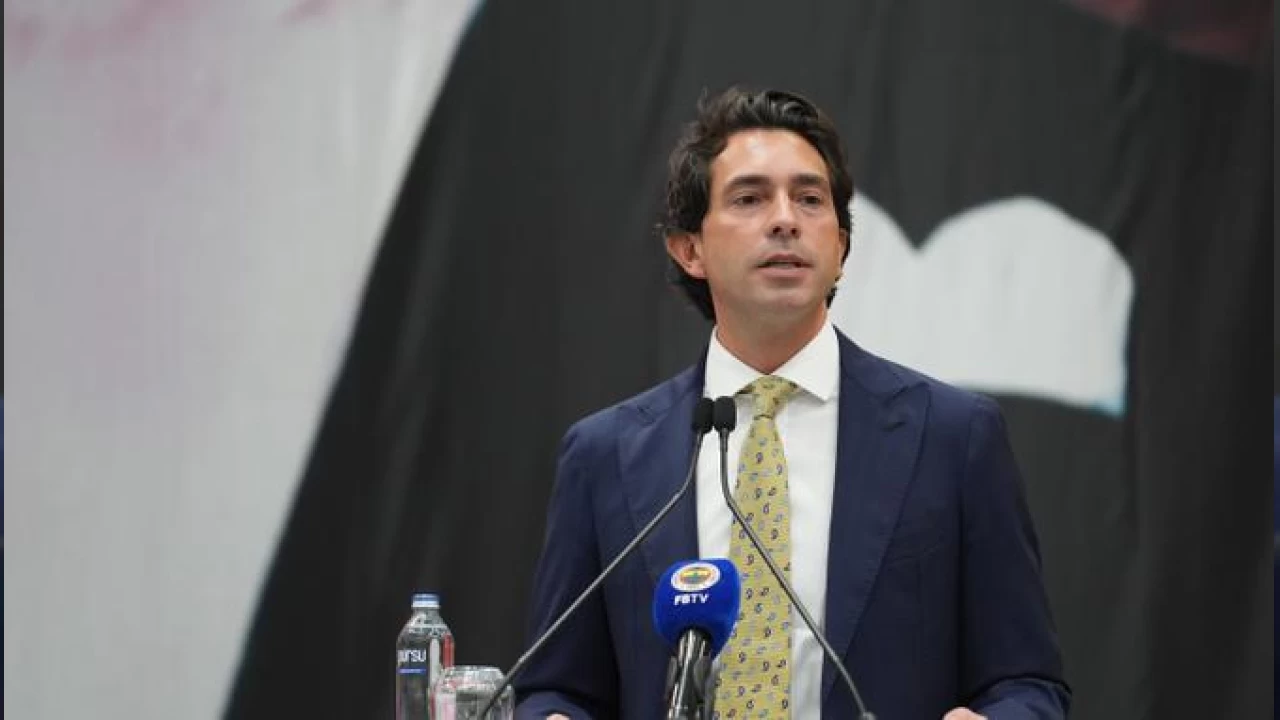 F.Bahe'den G.Saray'a sponsorluk gndermesi