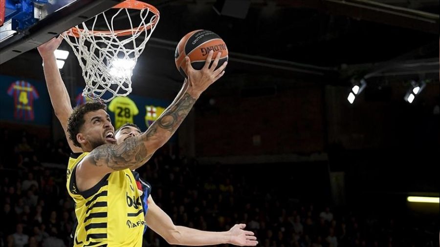 Fenerbahçe kabustan uyanmak amacında