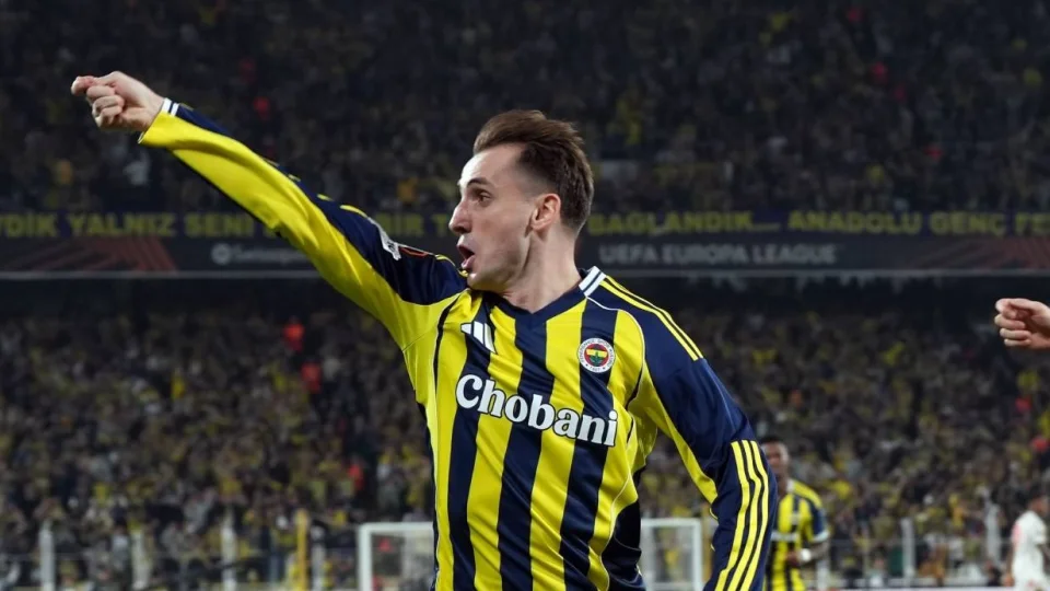 Fenerbah�e, Kerem Akt�rko�lu'nu verdi