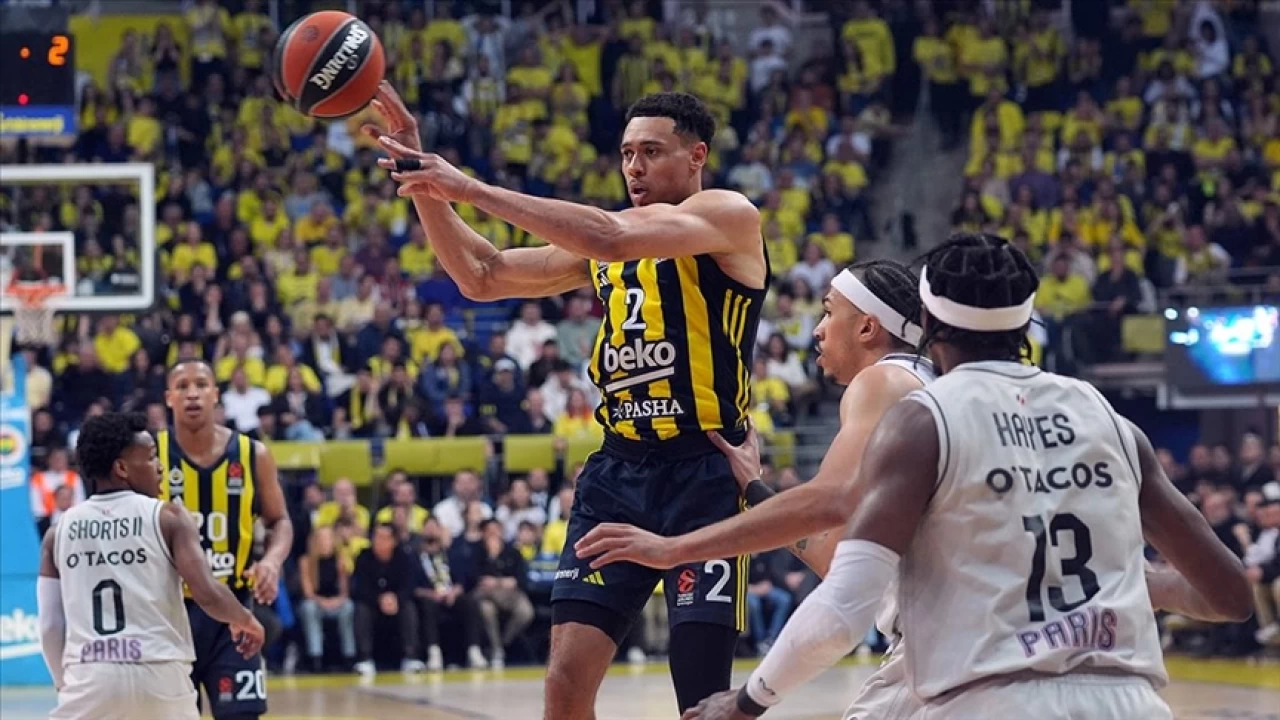 Fenerbahçe, Paris Basketbol'u 2. kez yendi