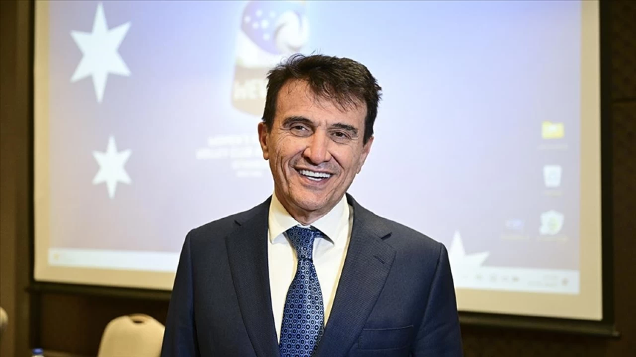 Fenerbah�e'den fikst�r �ekim y�ntemine �ekince