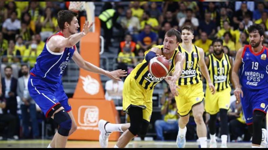 Final serisinde ikinci maç oynanacak