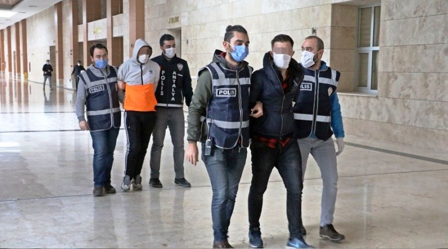 F�skiye h�rs�zlar� tutukland�