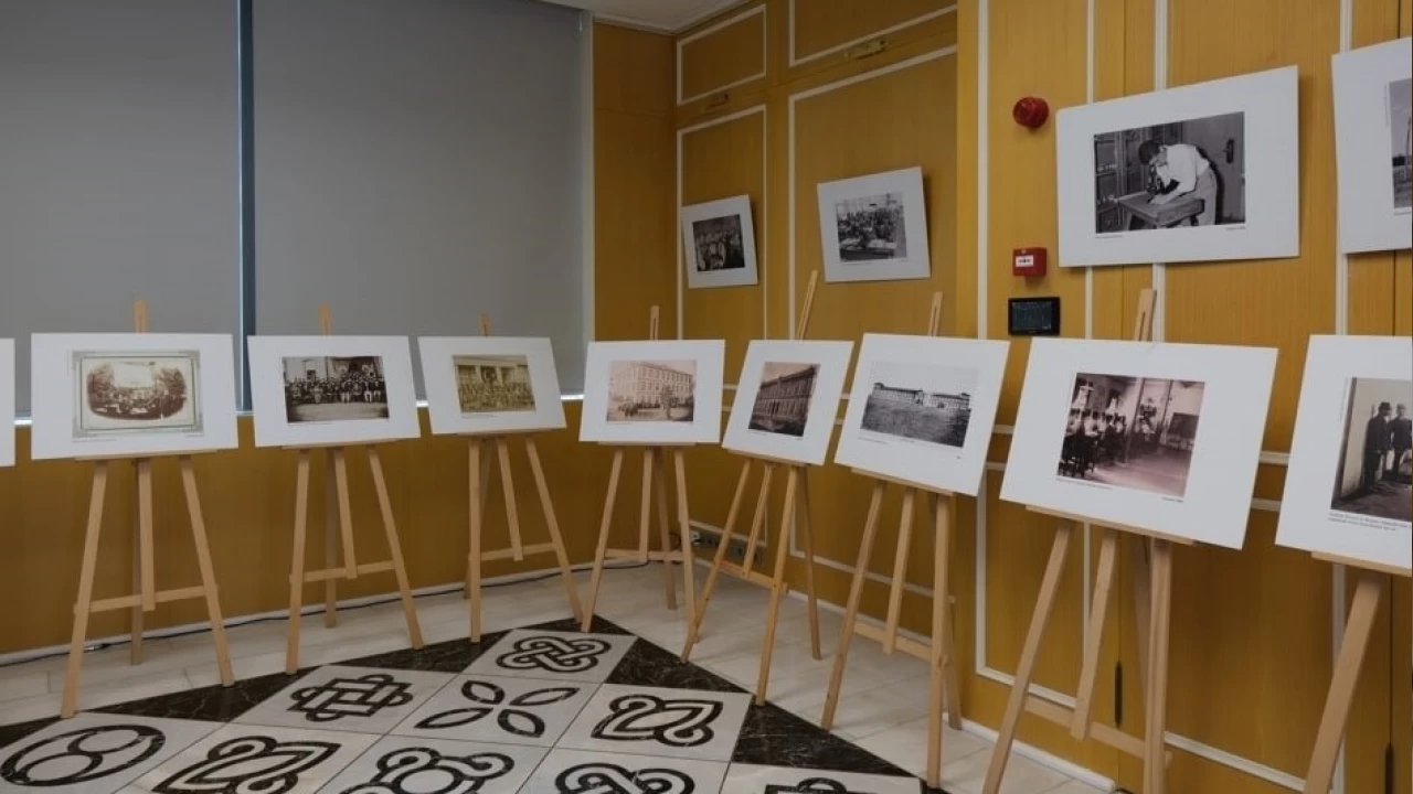 'Fotoğraflarla Cumhuriyetin Meslek Okulları' sergisi ziyarete açıldı