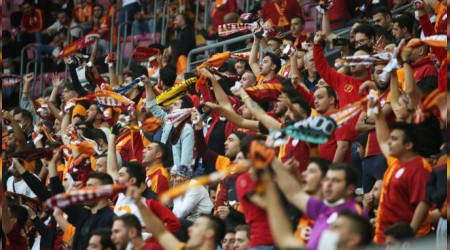 Aslan derbi öncesi taraftarı ile buluşacak