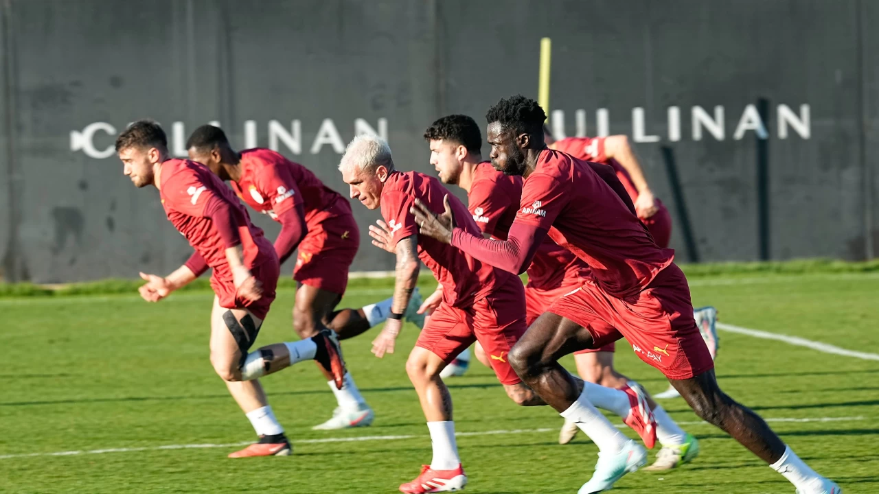 Galatasaray kritik virajda, hedef Alanya deplasman�ndan 3 puan
