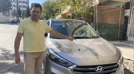 Gazetecinin aracına asitli saldırı