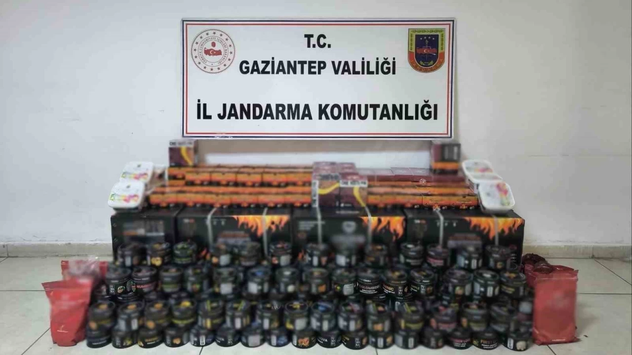 Gaziantep'te 1 milyonluk kaçak ürün ele geçirildi: 9 gözaltı