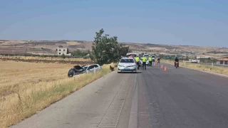 Gaziantep'te 2 araç kafa kafaya çarpıştı: 6 yaralı