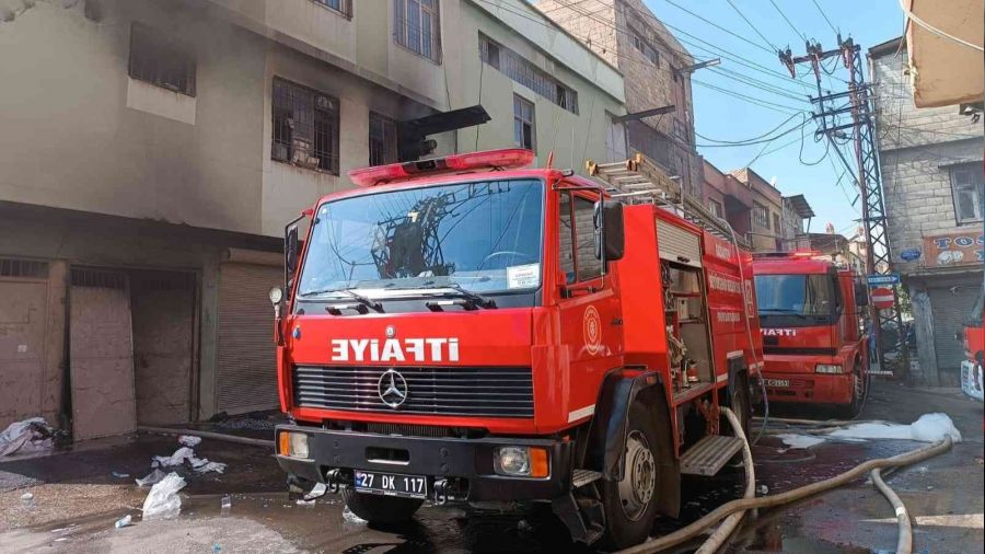 Gaziantep'te iplik atölyesinde yangın