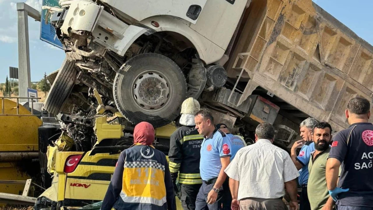 Gaziantep'te tr ve kamyon arpt: 1 l, 2 yaral