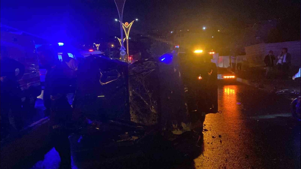 Gebze'de zincirleme trafik kazası: 3 yaralı