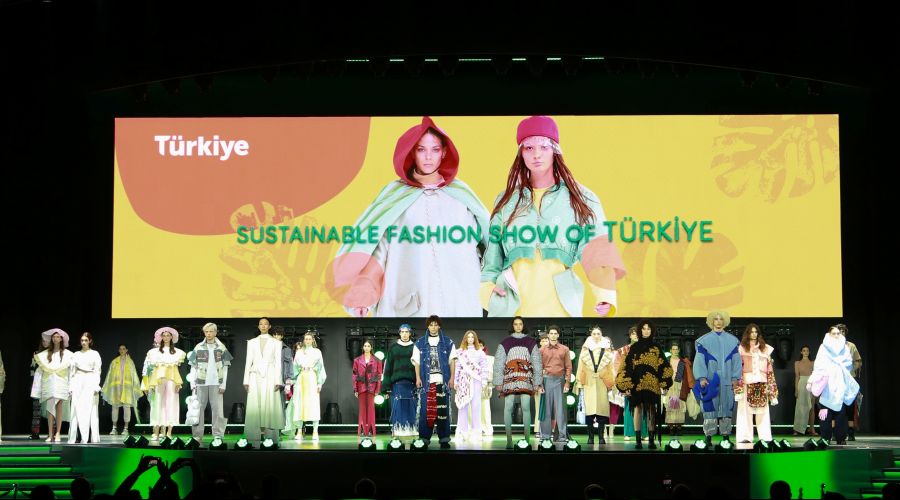  Gen� T�rk tasar�mc�lar Dubai Expo�da moda r�zg�r� estirdi