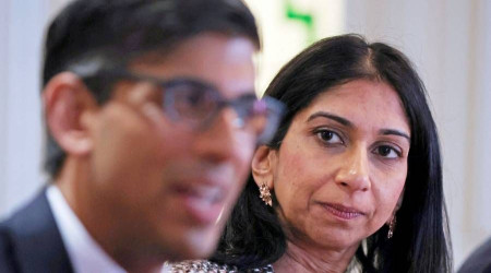 Görevden alınan İçişleri Bakanı, Başbakan Sunak'ı "ihanetle" suçladı