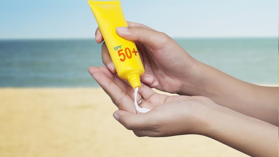 Güneş kremi D vitaminini engeller mi? Uzman cevapladı